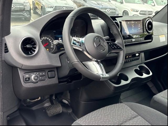 New 2026 Mercedes-Benz Sprinter 2500 image 8