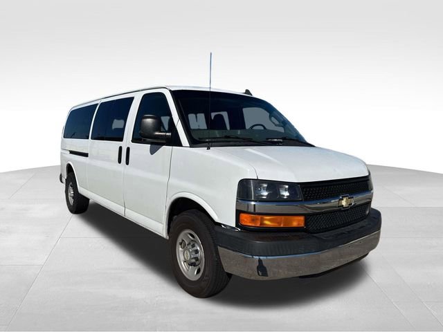 Used 2016 Chevrolet Express 3500 LT w/ LT Preferred Equipment Group image 32