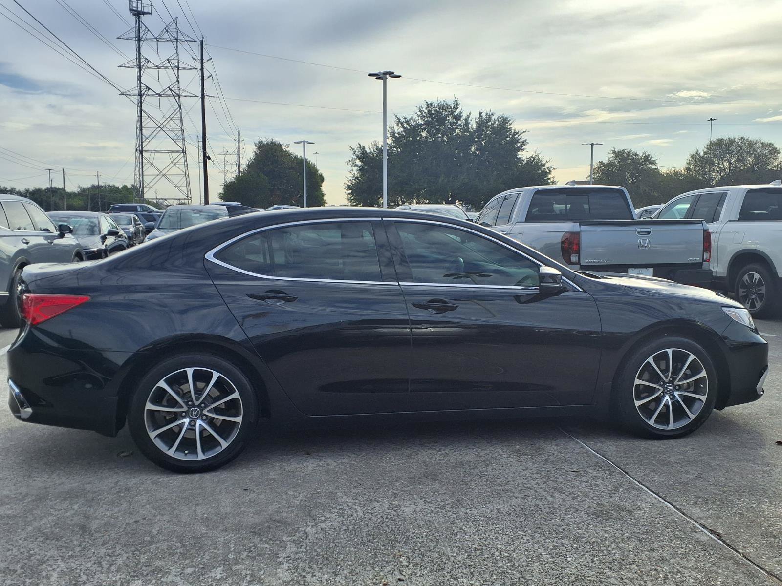 Used 2020 Acura TLX V6 FWD image 9