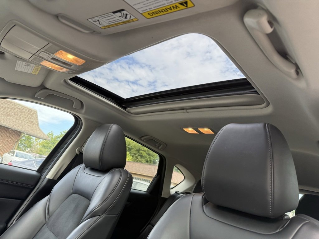 Used 2018 MAZDA CX-5 Touring w/ Preferred Equipment Package image 13