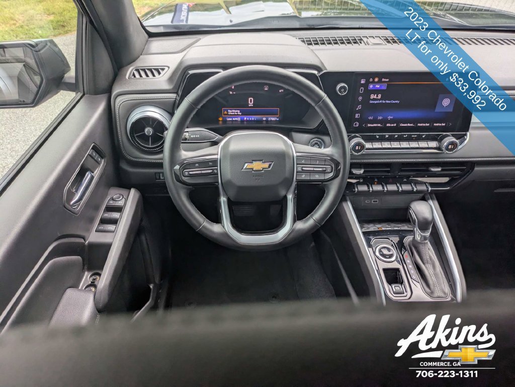 Used 2023 Chevrolet Colorado LT w/ LT Convenience Package III AWD/4WD image 17