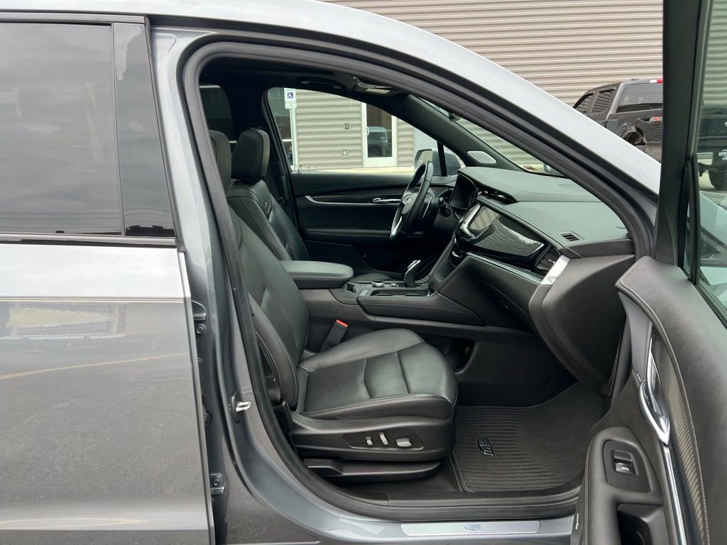 Used 2020 Cadillac XT6 Sport image 23