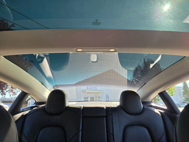 Used 2020 Tesla Model 3 Standard Range Plus image 20