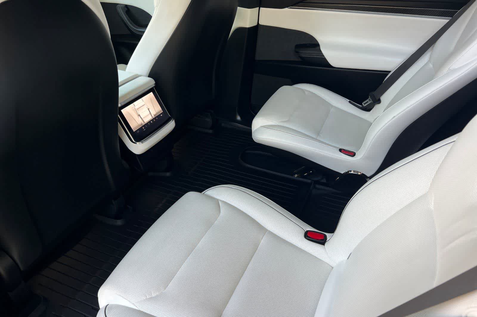 Used 2022 Tesla Model X Plaid AWD/4WD image 5