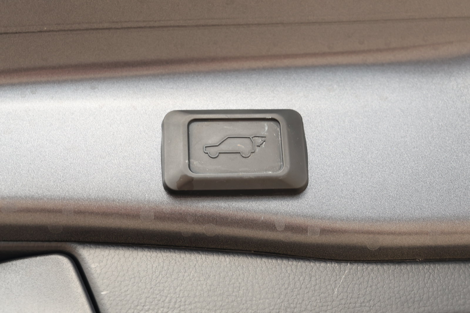 Used 2023 Toyota RAV4 XLE w/ Convenience Package AWD/4WD image 33