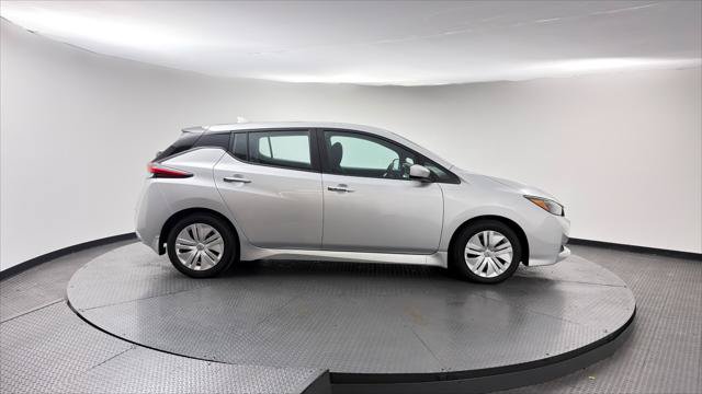 Used 2025 Nissan Leaf S FWD image 9
