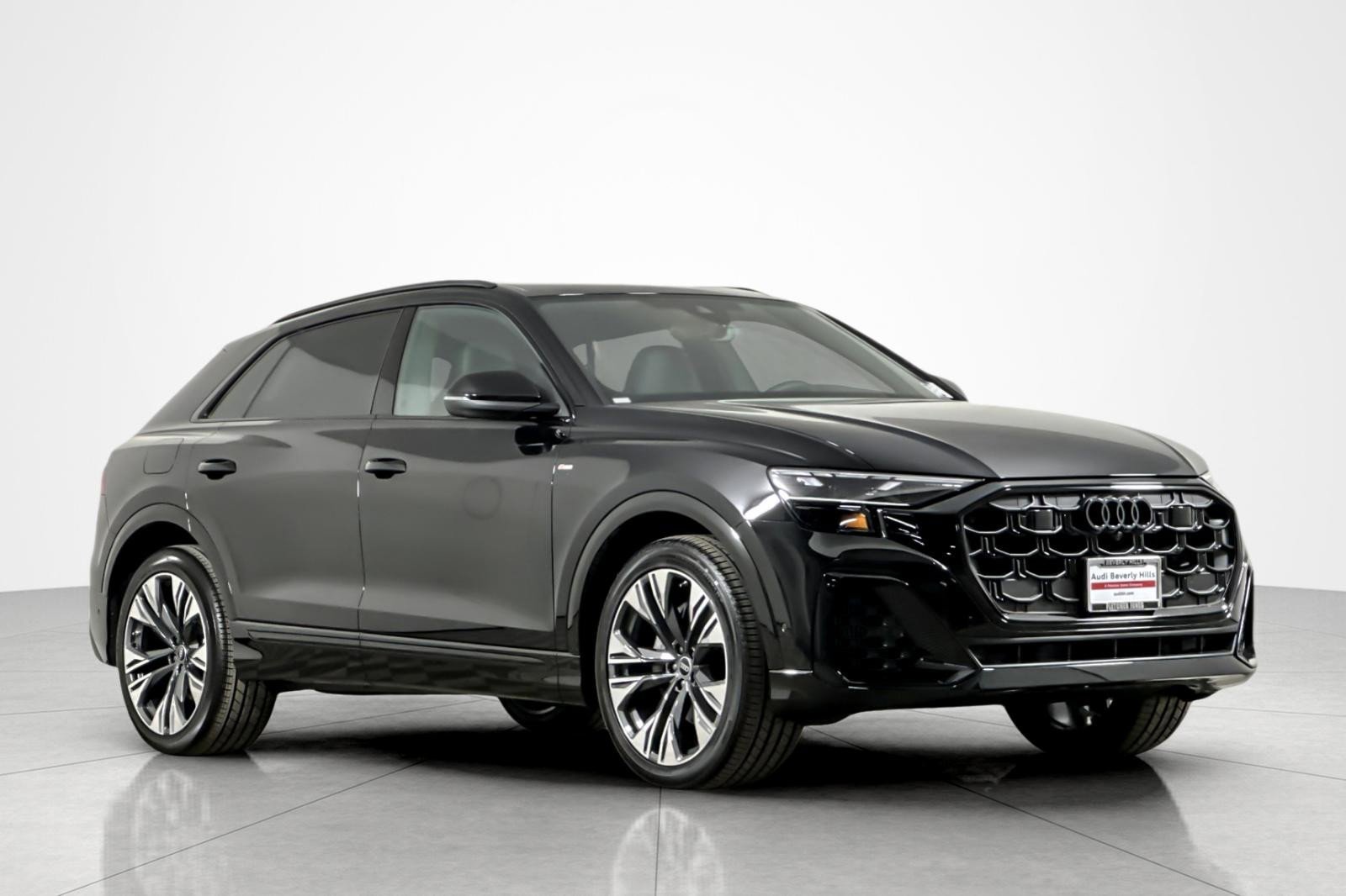 New 2026 Audi Q8 Premium Plus AWD/4WD image 2