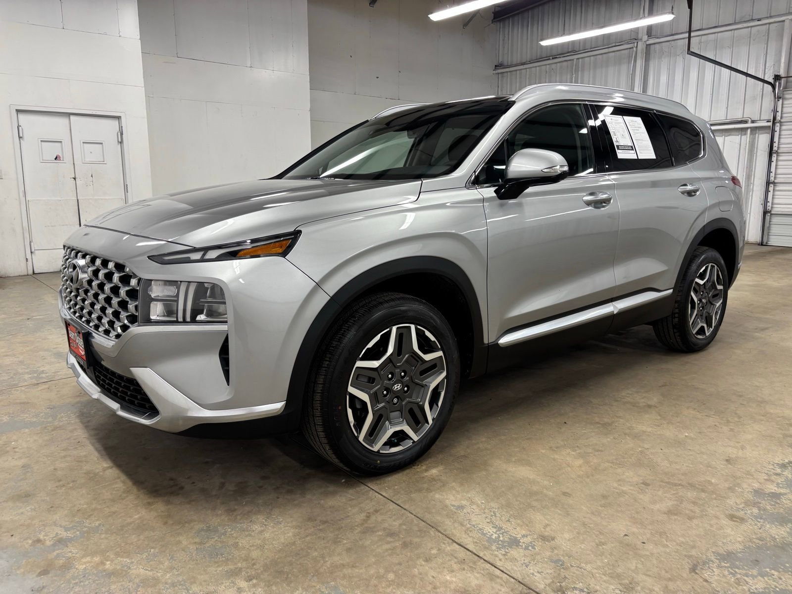 Certified 2023 Hyundai Santa Fe SEL Premium w/ Cargo Package AWD/4WD image 3