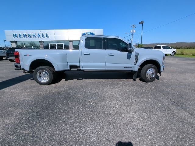 Used 2026 Ford F450 Lariat AWD/4WD image 32