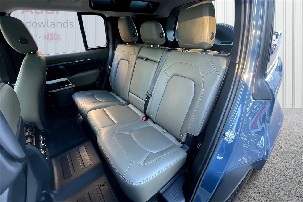 Used 2023 Land Rover Defender 110 S image 22