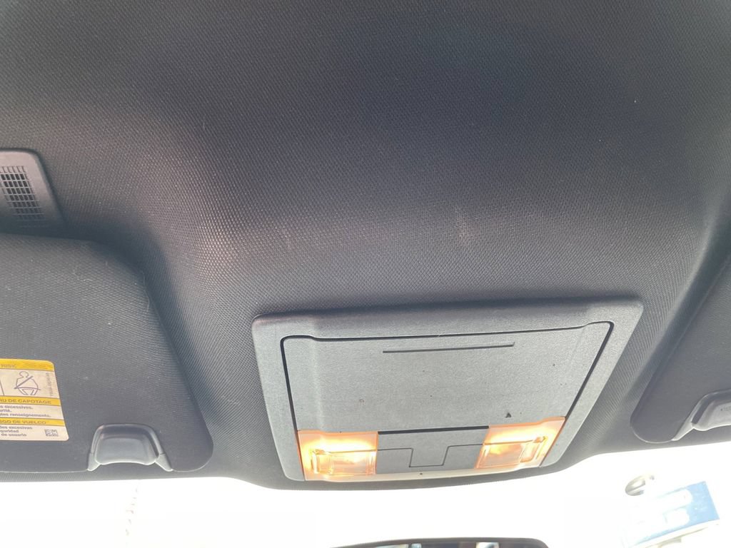 Used 2018 Ford Explorer XLT AWD/4WD image 21