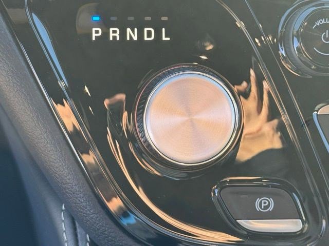 New 2026 Chrysler Pacifica Limited w/ S Appearance Package image 21