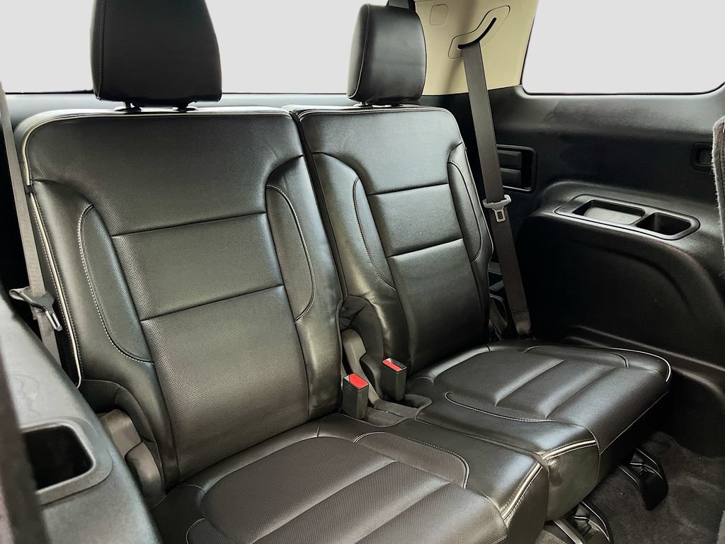 Used 2019 GMC Acadia Denali w/ Technology Package AWD/4WD image 29