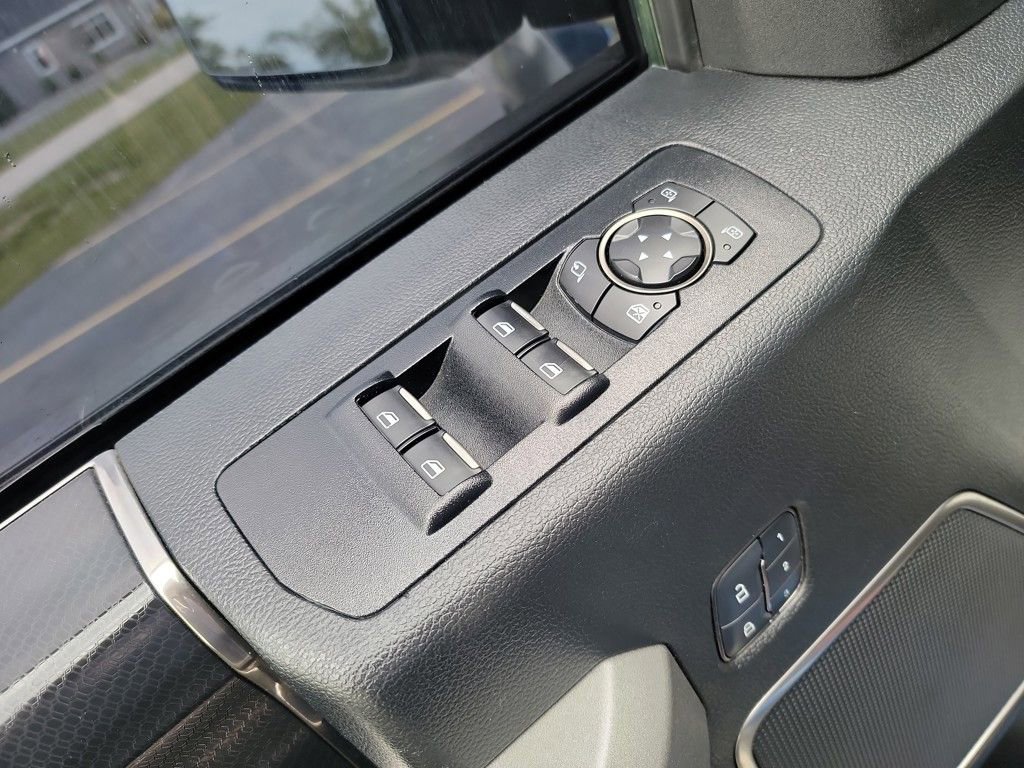 Used 2018 Ford F150 Raptor w/ Equipment Group 802A Luxury image 13
