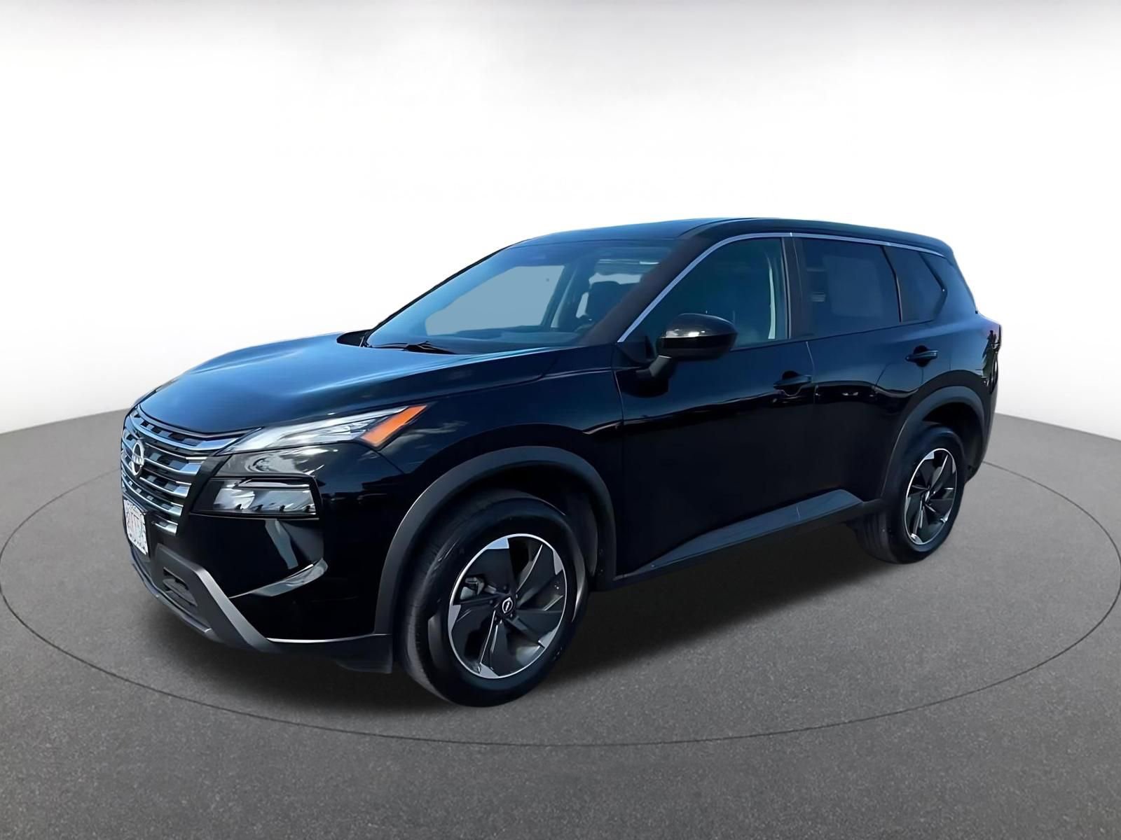 Used 2025 Nissan Rogue SV image 8