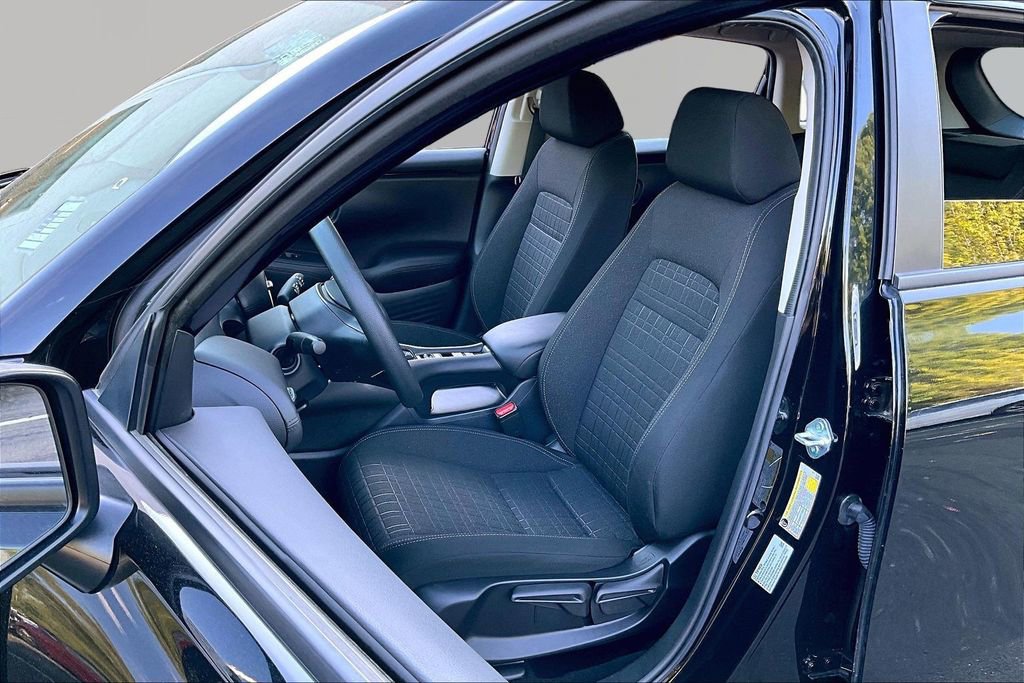 Used 2024 Honda HR-V LX image 17