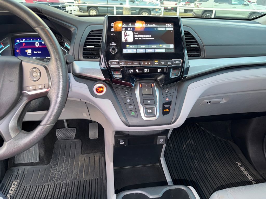 Used 2023 Honda Odyssey EX image 19