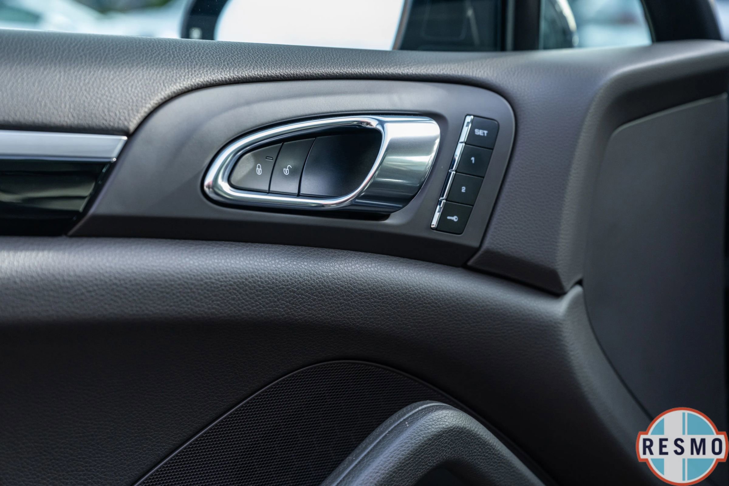 Used 2017 Porsche Cayenne S image 29