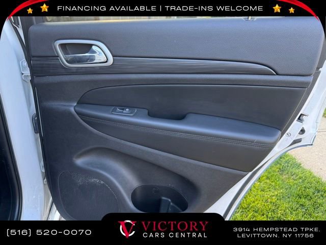 Used 2021 Jeep Grand Cherokee Laredo X image 18