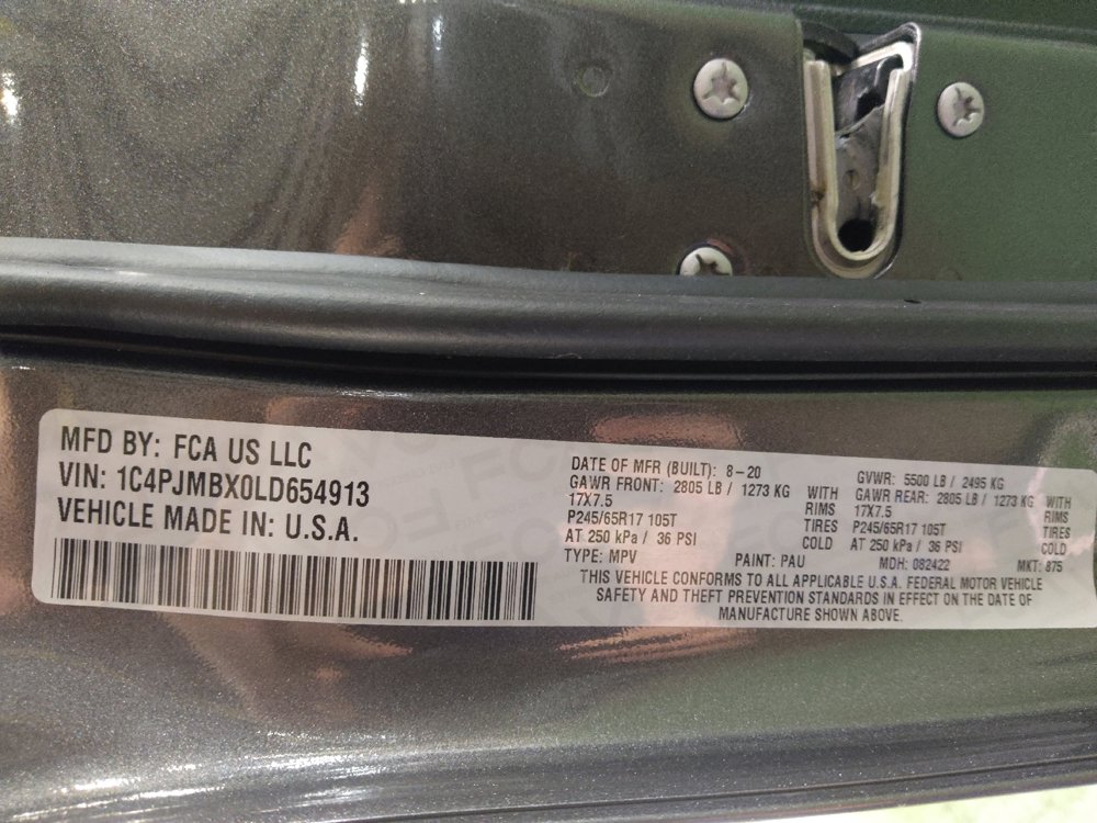 Used 2020 Jeep Cherokee Trailhawk image 33