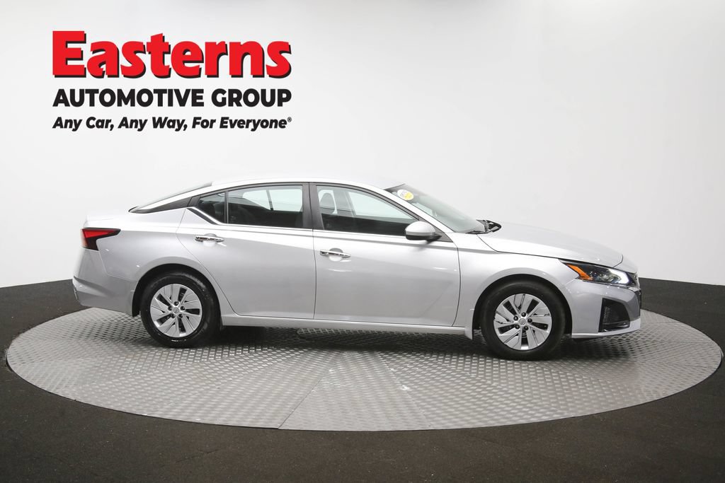 Used 2023 Nissan Altima 2.5 S FWD image 44
