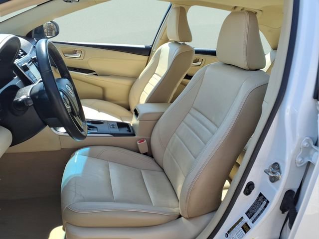 Used 2017 Toyota Camry XLE image 12