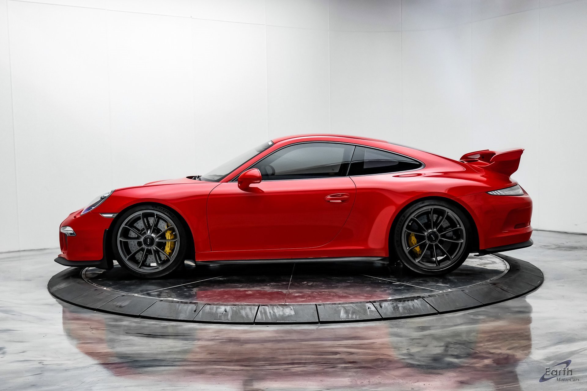 Used 2015 Porsche 911 GT3 image 6