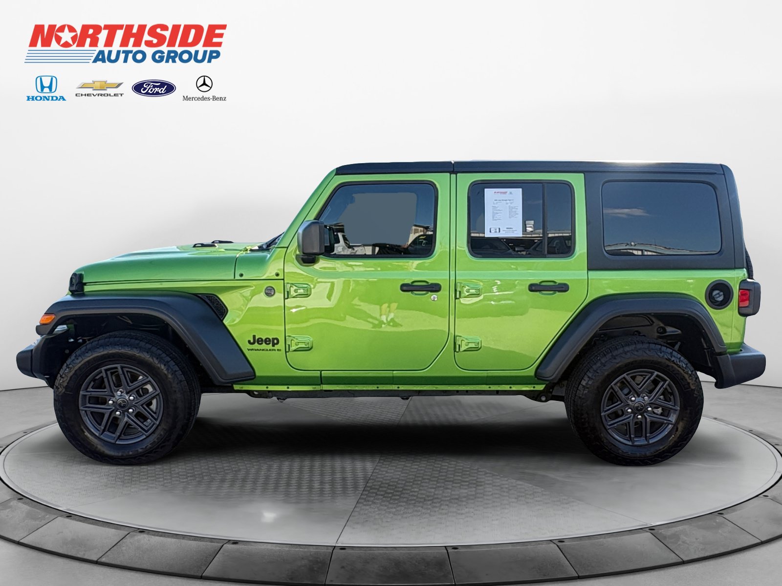 Used 2025 Jeep Wrangler Unlimited Sport AWD/4WD image 4