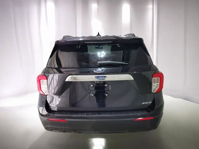 Used 2022 Ford Explorer XLT image 19