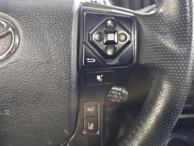 Used 2020 Toyota 4Runner TRD Off-Road Premium w/ Moonroof Package AWD/4WD image 19