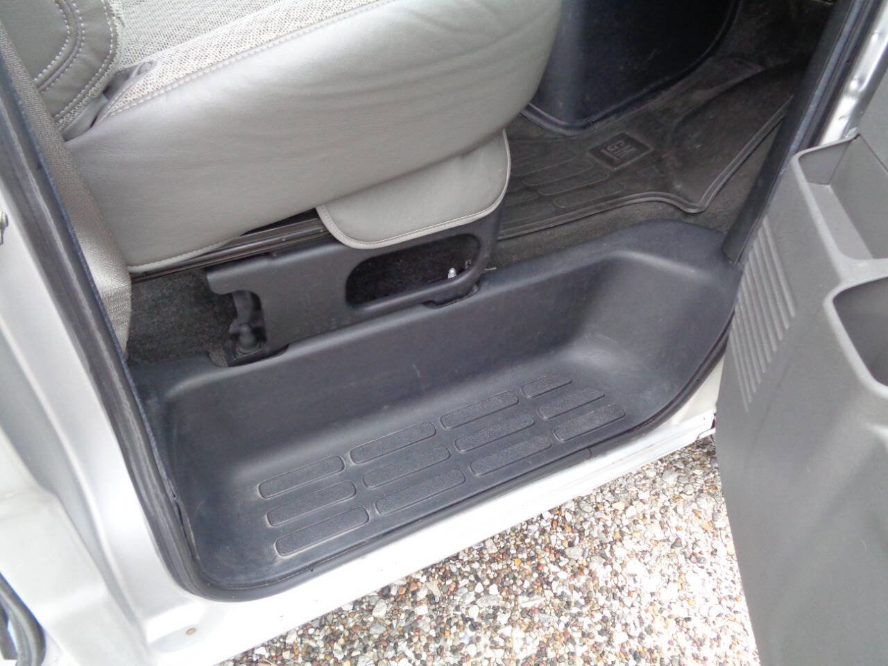 Used 2017 GMC Savana 3500 LT w/ LT Preferred Equipment Group image 67