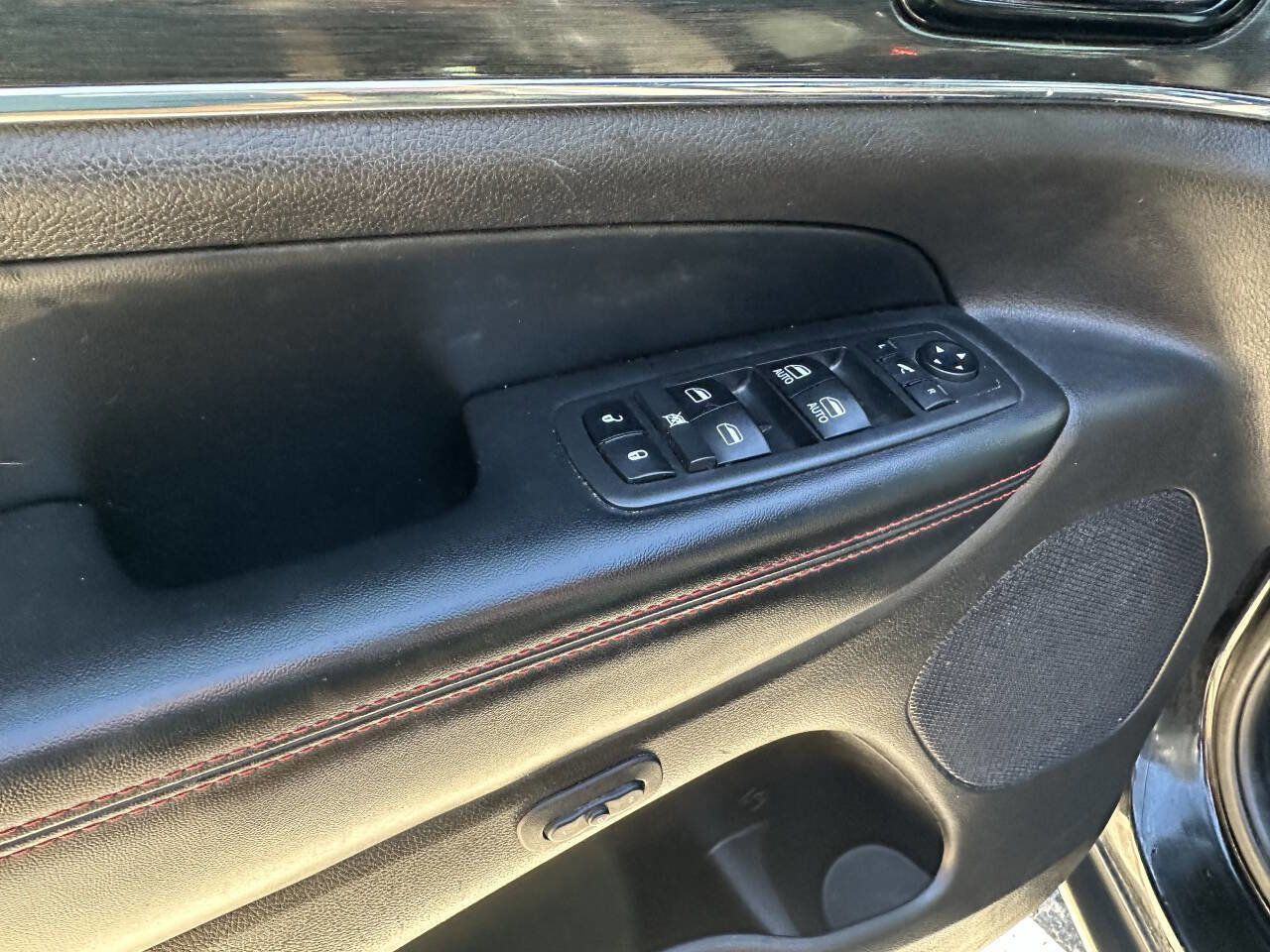 Used 2019 Jeep Grand Cherokee Trailhawk image 13