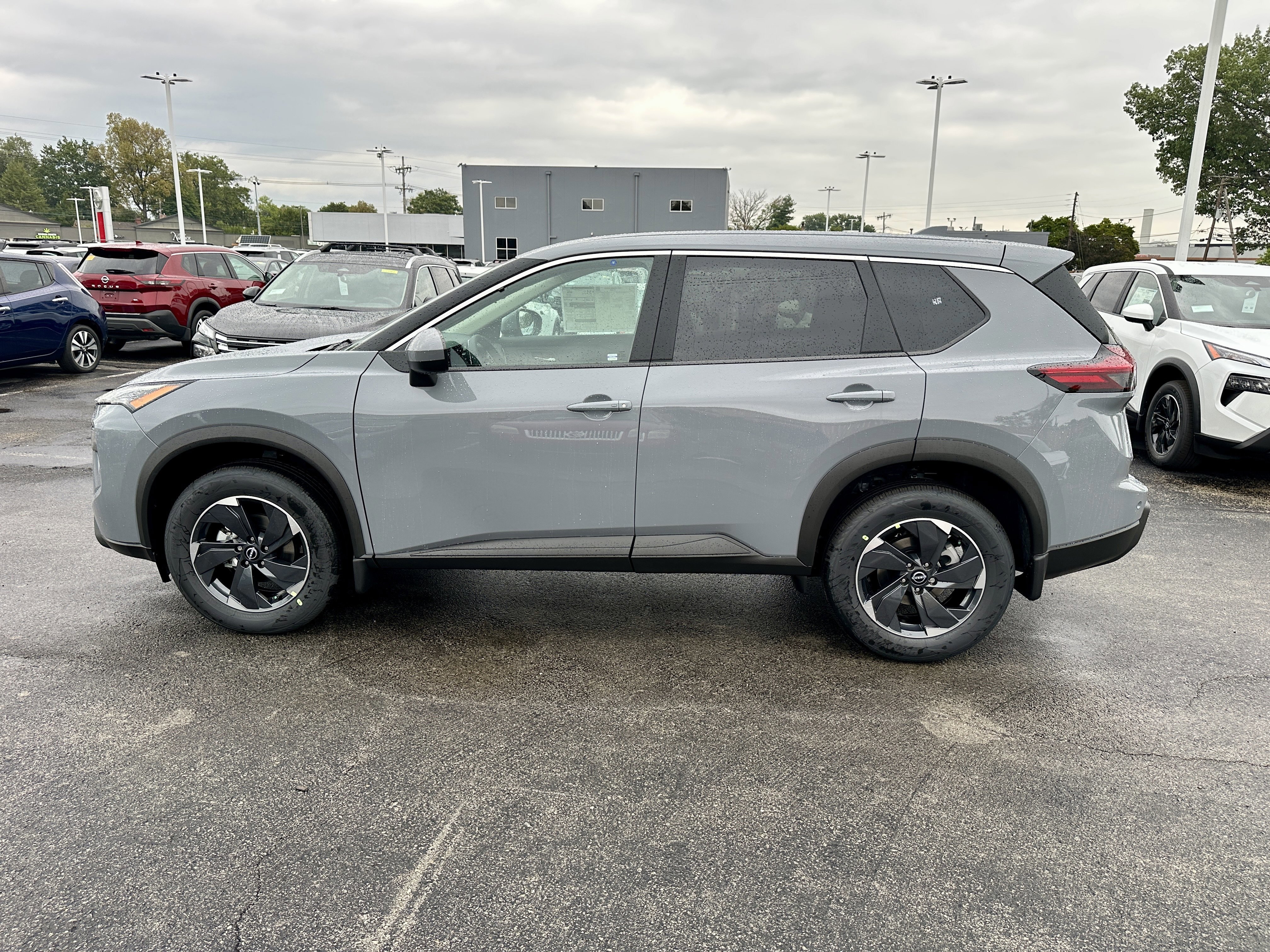 New 2026 Nissan Rogue SV AWD/4WD image 19