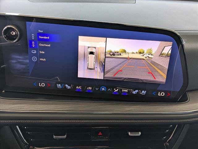 New 2025 Chevrolet Suburban Premier AWD/4WD image 13