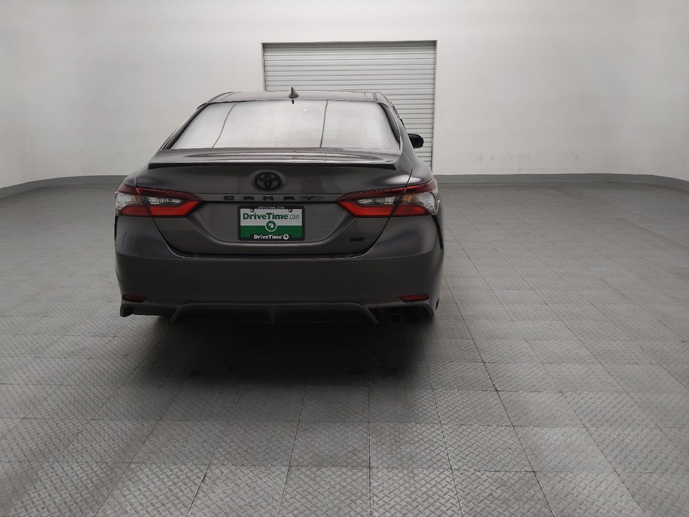 Used 2022 Toyota Camry SE FWD image 7