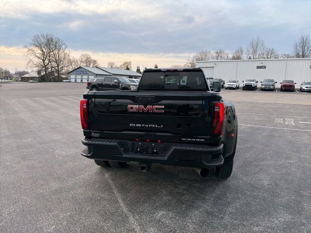 Used 2024 GMC Sierra 3500 Denali w/ Denali Reserve Package image 14
