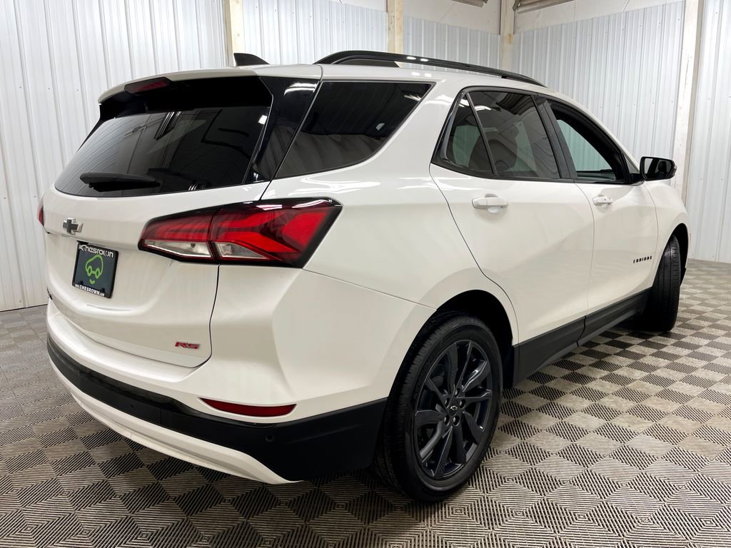 Certified 2024 Chevrolet Equinox RS w/ RS Leather Package FWD image 18