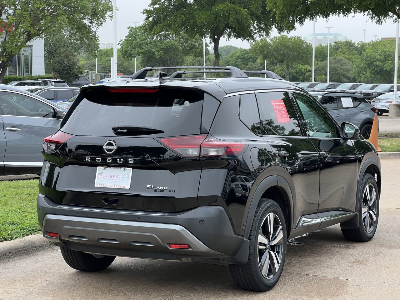 Certified 2023 Nissan Rogue SL w/ SL Premium Package AWD/4WD image 4