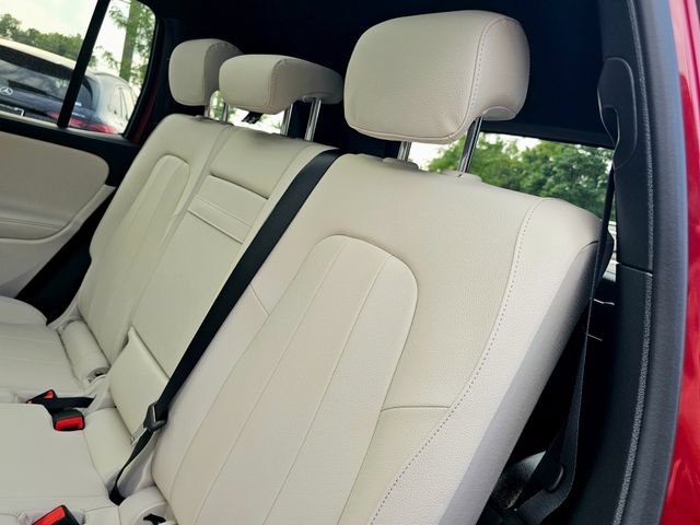 New 2026 Mercedes-Benz GLB 250 4MATIC image 23