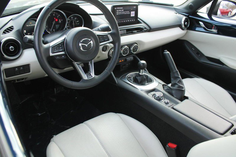 Used 2021 MAZDA MX-5 Miata RF Grand Touring image 11