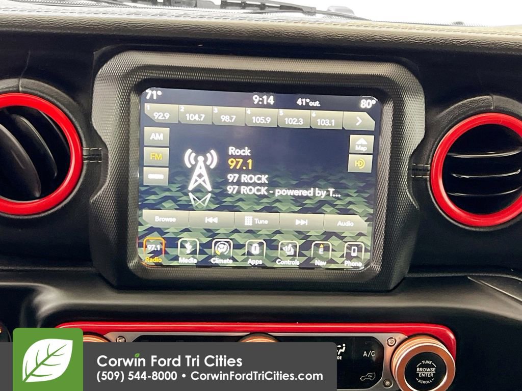 Used 2018 Jeep Wrangler Unlimited Sahara w/ Uconnect 4C Nav & Sound Group image 20