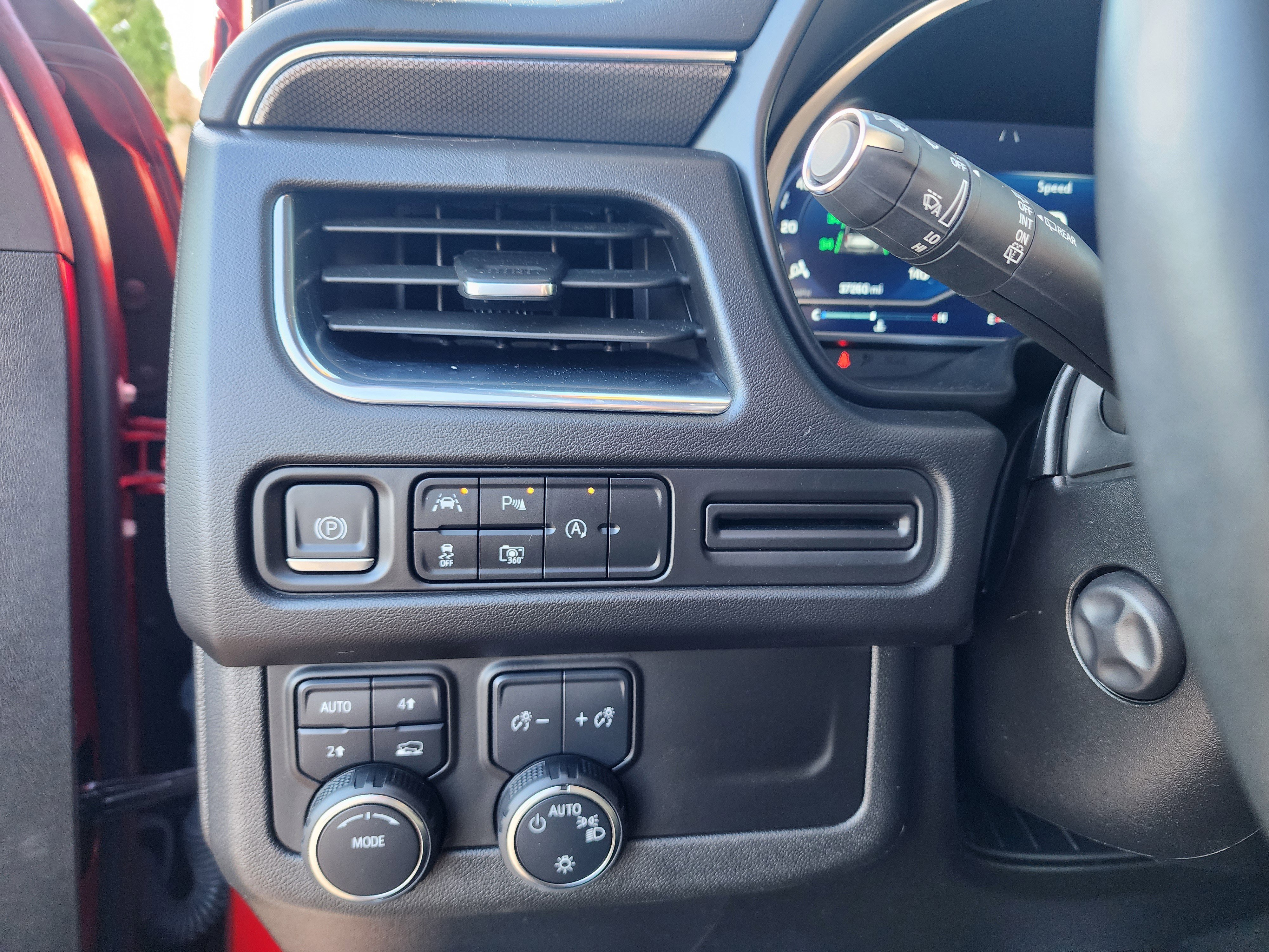 Used 2023 Chevrolet Tahoe RST w/ RST Performance Edition image 27