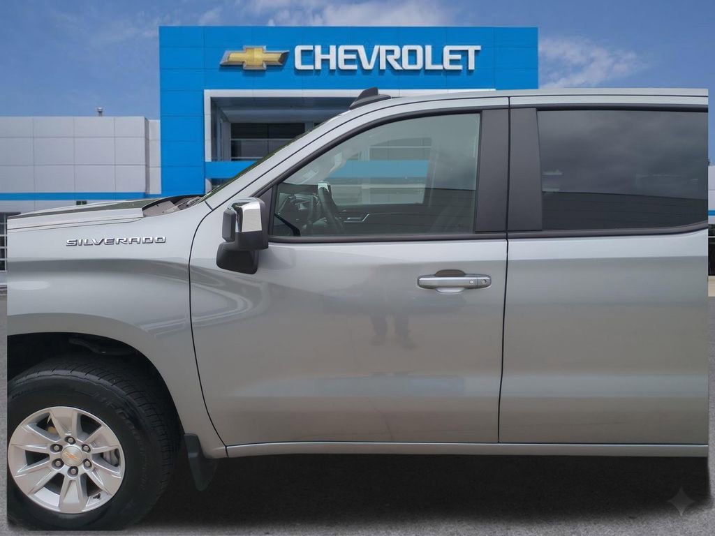 Used 2025 Chevrolet Silverado 1500 LT RWD image 13