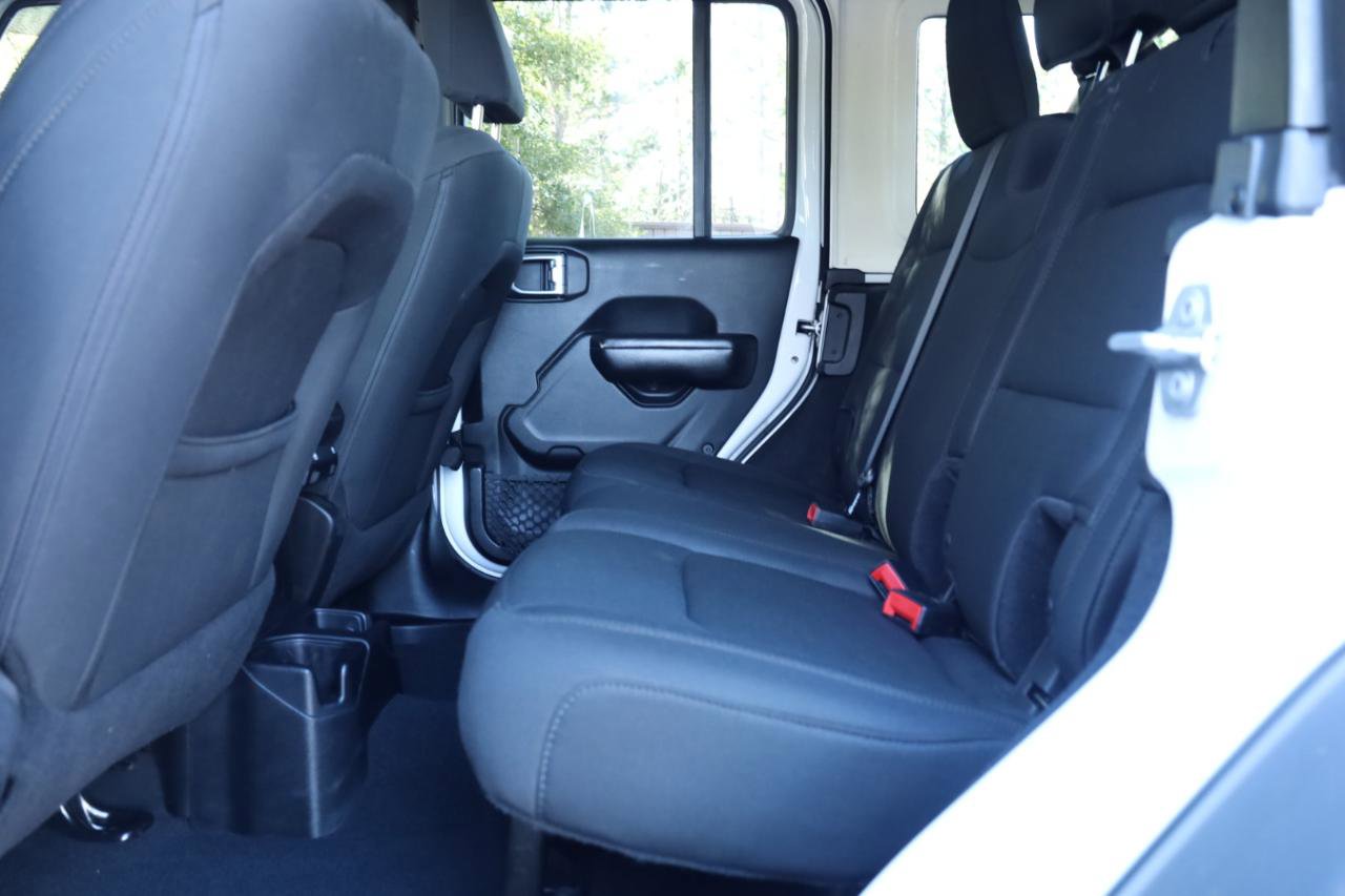 Used 2018 Jeep Wrangler Unlimited Sport S image 17