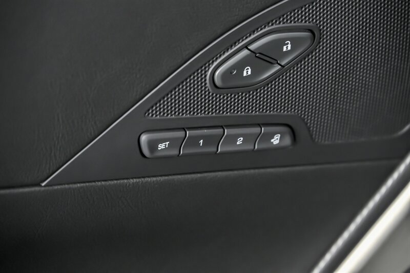 Used 2018 Chevrolet Corvette Z06 RWD image 18