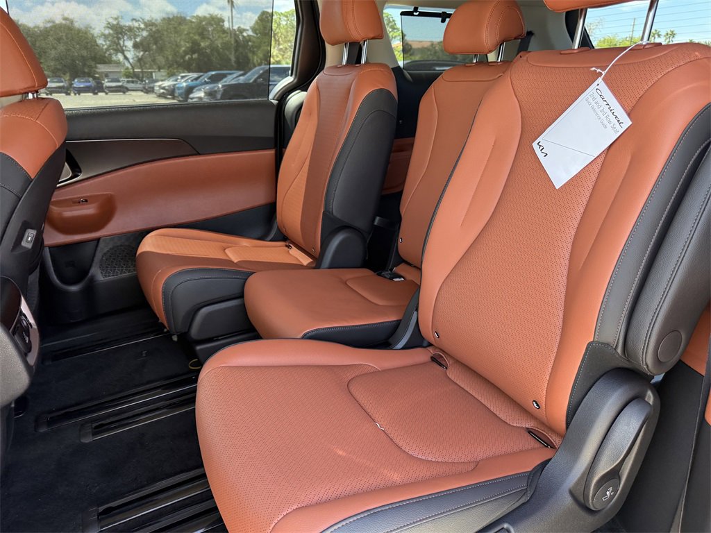 New 2026 Kia Carnival SX Prestige image 17