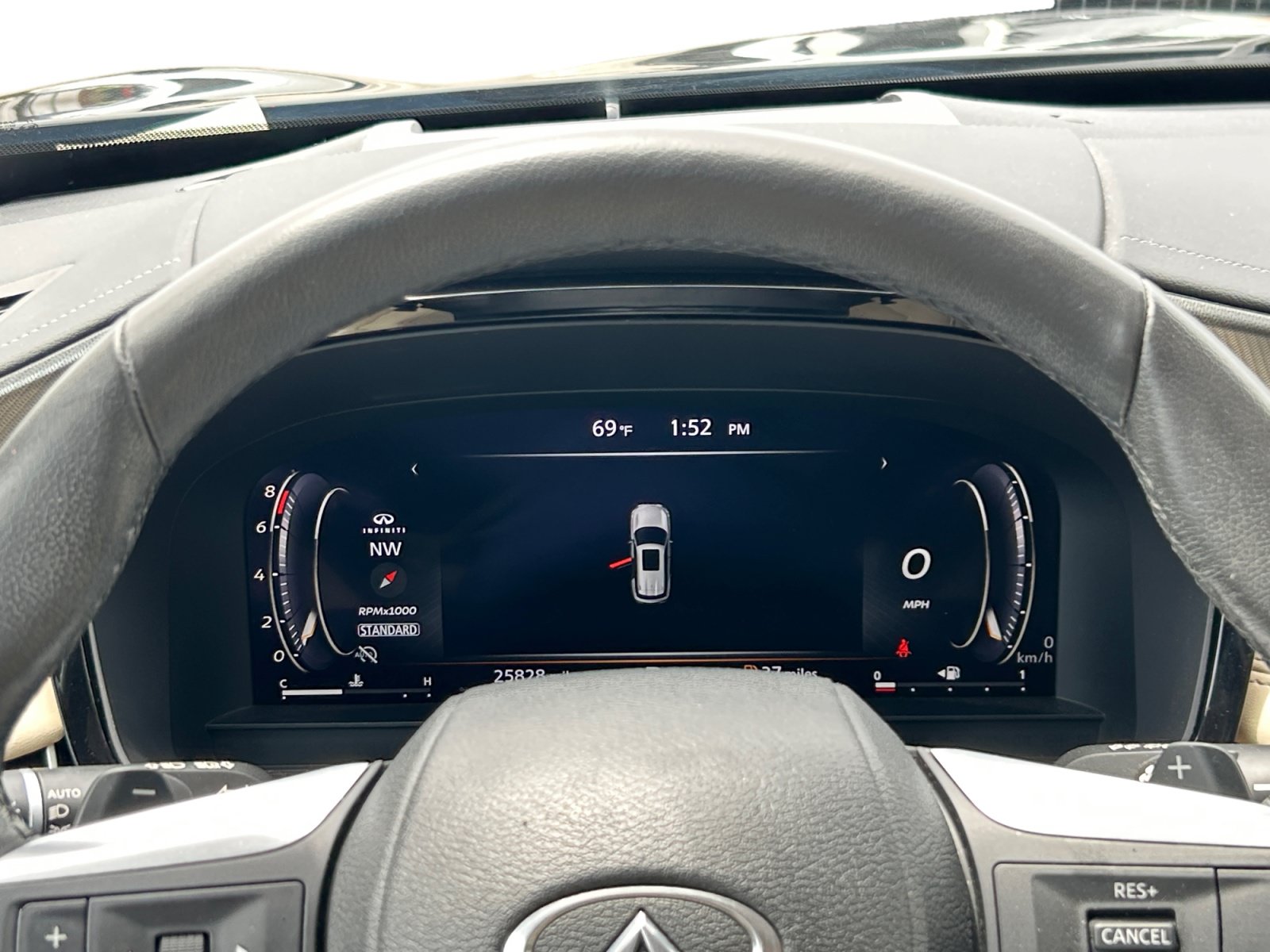 Used 2023 INFINITI QX60 Luxe w/ Vision Package FWD image 13