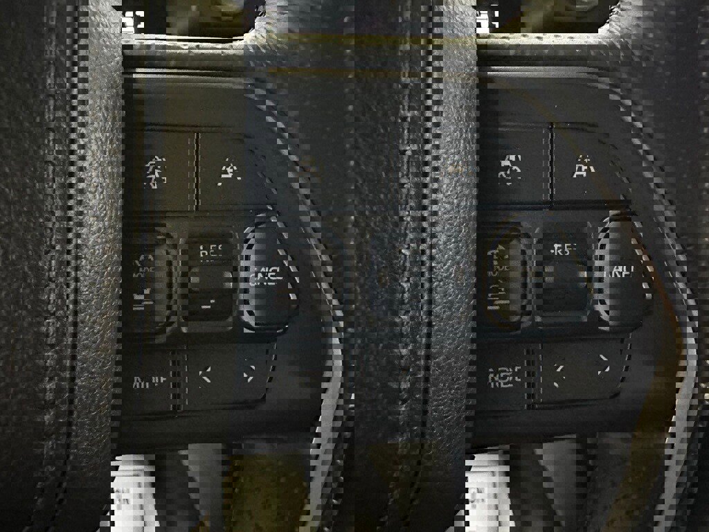 Used 2025 Toyota 4Runner SR5 image 21