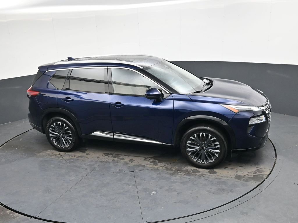 Used 2024 Nissan Rogue Platinum w/ Platinum Premium Package image 30