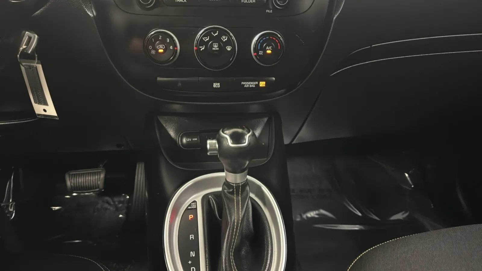 Used 2016 Kia Soul + w/ Designer's Package FWD image 17